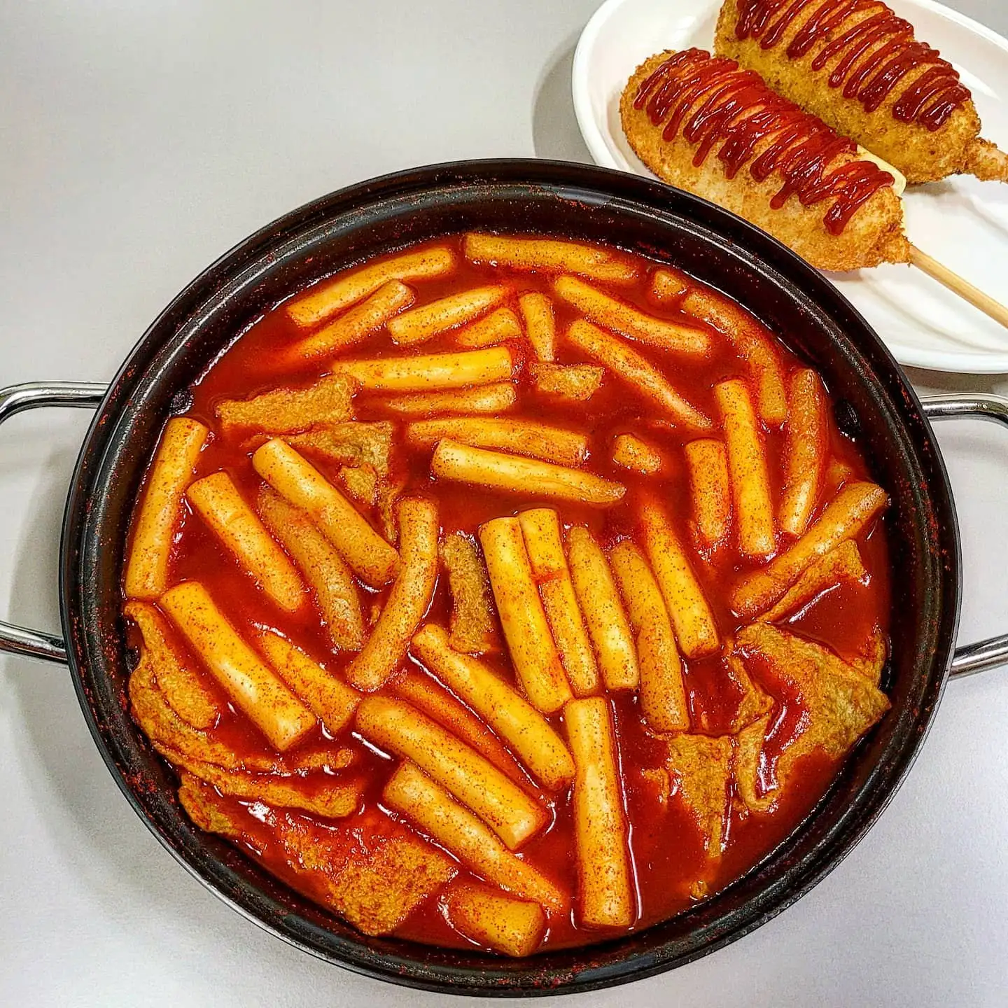 الكورية Tteokbokki Dukbokki الأرز حار كعكة صانع آلة طباخ