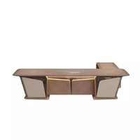 Le bureau de direction au design luxueux et léger est un mobilier de bureau en bois commercial, un bureau de direction