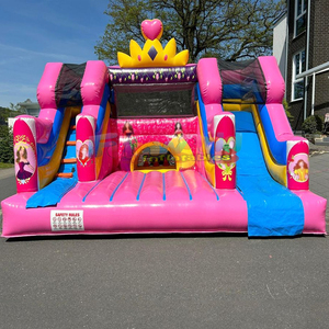 Castillo inflable comercial para niños, tipo chateau de princesa, color rosa, con tobogán. - Product Image 4