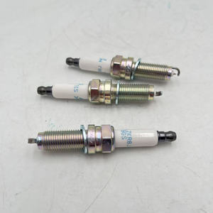 Bougies d'allumage moteur de haute qualité en gros 18875-09085 Pièces automobiles Bougies d'allumage 18875 09085 - Product Image 1