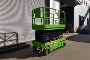 Table élévatrice à ciseaux hydraulique autopropulsée électrique SAGA FIRST avec pieds pliables et capacité de 4 personnes - Product Image 4