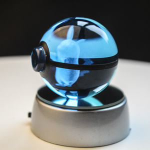 Vente en gros de Poké Balls en verre lumineuses de 8 cm, Poké Balls <span class=keywords><strong>Pokémon</strong></span> Go, lampes de nuit <span class=keywords><strong>Pokémon</strong></span>, jouets de Noël, cadeaux en gros - Product Image 3
