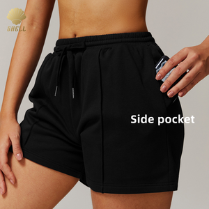 Shorts da ginnastica da donna in spugna di cotone rosso - Product Image 3