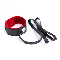 Ensemble de bondage en cuir noir et peluche rouge pour couple, jeu SM, jouet