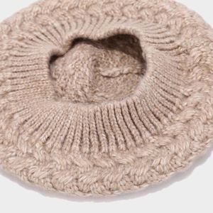 Nouveau Béret Tricoté Japonais Vintage Automne-Hiver Couleur Unie Élégant et Raffiné pour Femme - Product Image 4