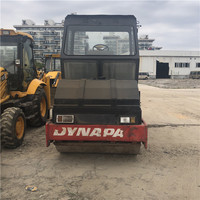 Rouleau compacteur vibrant à double tambour Dynapac CC411 d'origine, moteur DEUTZ, modèle 2018, 80KW, force de compression 15KN, occasion à vendre, en stock