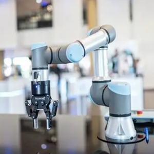 UR  UR3e Nouveau Palettiseur Automatique UR 3kg de charge utile Station de travail robotisée avec pince OnRobot <span class=keywords><strong>Robot</strong></span> collaboratif - Product Image 1