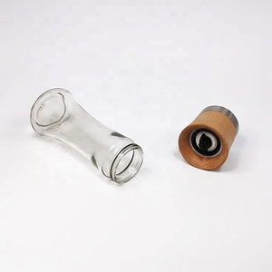 2025 chine usine approvisionnement de haute qualité en céramique pot à épices à main bois <span class=keywords><strong>poivre</strong></span>/sel <span class=keywords><strong>moulin</strong></span> populaire maison cuisine accessoires - Product Image 4