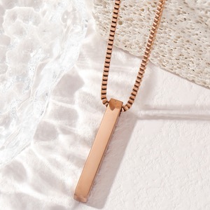 <span class=keywords><strong>Collana</strong></span> con Ciondolo a Barra Personalizzabile con Logo e Frase, Placcata Oro 18k in Acciaio Inossidabile, Vuota per <span class=keywords><strong>Incisione</strong></span> - Prezzo di Fabbrica - Product Image 5