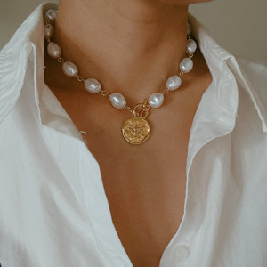 Collier baroque abeille dorée - Product Image 5