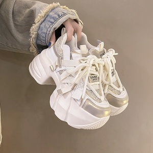 Sneakers Casual da donna <span class=keywords><strong>con</strong></span> Logo Dropshipping personalizzato e viola chiaro 2024 scarpe firmate per donna - Product Image 3