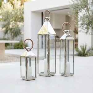 Lanternes à bougies en acier inoxydable poli de grande taille avec poignée en bois pour la décoration de la maison et du patio - Product Image 2