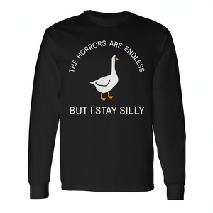 Les horreurs sont innuméraires, mais je reste une canaille, c'est ce que dit le t-shirt à manches longues avec citation. - Product Image 2