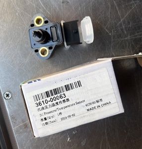 Yağ basıncı ve sıcaklık sensörü ZK 6121 6128 WEICHAI WP10 <span class=keywords><strong>4</strong></span> KonTaKTa 3610-00063 361000063 yağ basıncı sensörü - Product Image 3