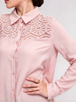 Ensemble décontracté deux pièces pour femme : chemise à manches longues et col en V ajouré et pantalon long ample à jambes larges – Collection Printemps/Été
