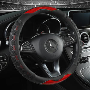 Cubierta de <span class=keywords><strong>volante</strong></span> de cuero PU de fibra de carbono deportiva BLA antideslizante transpirable Universal 15 pulgadas Renault <span class=keywords><strong>CHEVROLET</strong></span> modelo 010 - Product Image 2