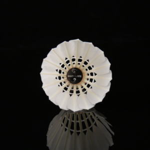 Shuanglang No.2 Volante de bádminton, Volante de Bádminton de alta calidad, utilizado para competiciones profesionales y entrenamiento. - Product Image 2