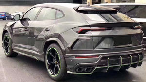 Lèvres avant sèches en fibre de carbone Couvercle de moteur Diffuseur de pare-chocs arrière Jupes latérales Kits de carrosserie pour <span class=keywords><strong>Lamborghini</strong></span> <span class=keywords><strong>Urus</strong></span> Bodykit - Product Image 5