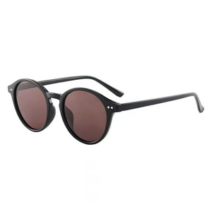 Gafas de sol redondas para mujer UV400 polarizadas con montura completa estilo retro protección solar para adultos - Product Image 5