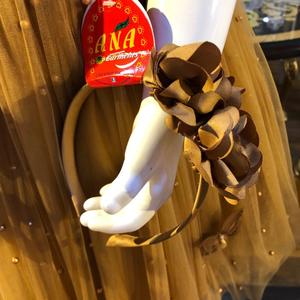 Vestido de diseño elegante para niños, prenda especial con cuello de flores, con banda para el pelo - Product Image 6