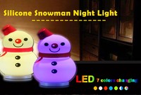 Großhandel Schneemann Silikon LED-Licht USB Wiederaufladbare Nachtlicht Weiche Silikon Berührungssensor Lampe Schlafzimmer Deko Kinderzimmer Küche Geschenk