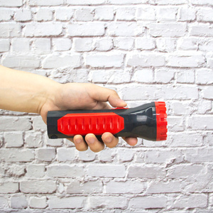 Linterna de Alta Calidad de 100 Lúmenes, Recargable, con Indicador LED, para <span class=keywords><strong>Electricistas</strong></span> - Product Image 2