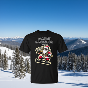 Mount Bachelor Oregon Ski Santa T-shirt con design natalizio, taglia unisex per adulti - Product Image 3