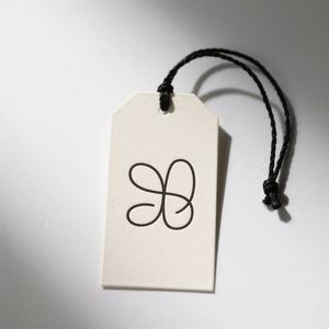 재활용 행 태그 무료 슬링이있는 맞춤형 럭셔리 교수형 라벨 의류 의류 용 특수 스윙 종이 걸이 태그 - Product Image 6