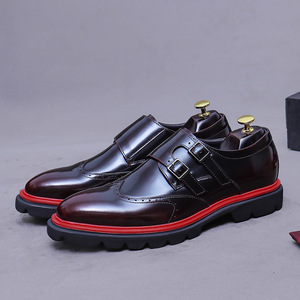 Mocasines con correa de cuero para negocios, formales e informales, zapatos de cuero con acabado brillante - zapatos de boda para hombre, hechos de cuero vacuno - Product Image 4