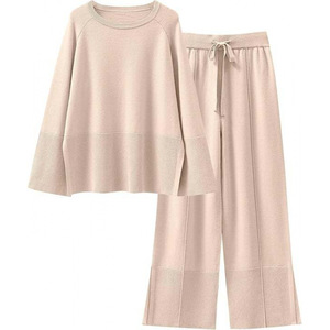 Conjunto de punto para mujer: suéter de cuello redondo con mangas acampanadas y pantalones anchos con cordón, conjunto de dos piezas con logo personalizado - Product Image 6
