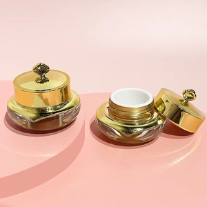 Pots en plastique uniques <span class=keywords><strong>de</strong></span> 10g avec couvercle couronne pour crème et lotion, contenants pour soins <span class=keywords><strong>de</strong></span> <span class=keywords><strong>la</strong></span> peau, pots <span class=keywords><strong>de</strong></span> crème pour le visage avec couvercles - Product Image 5