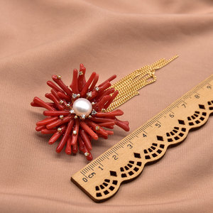 Broche de Perla Barroca Natural con borlas XILIANGFEIZI de lujo, broche de concha redonda de gama alta a la moda para mujer - Product Image 4