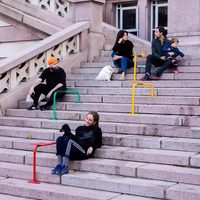 Tabouret d'extérieur créatif avec plateau intégré, idéal pour villa, cour, jardin et aménagement paysager en plein air – Le choix populaire des influenceurs