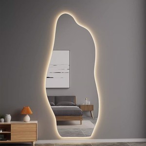 <span class=keywords><strong>Specchio</strong></span> LED Ondulato Irregolare Senza Cornice per Decorazione Domestica, <span class=keywords><strong>Specchio</strong></span> a Figura Intera con Luce LED per Spogliatoio - Product Image 1