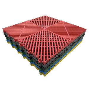 Dalles de sol en plastique emboîtables <span class=keywords><strong>pour</strong></span> <span class=keywords><strong>garage</strong></span>, drainage prêt à l'emploi, vente chaude - Product Image 1