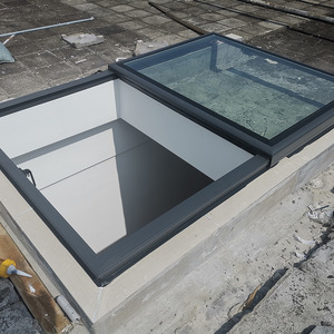 Gaoming Moderne Fenêtre de Toit Automatique Lucarne Motorisée en Alliage d'Aluminium Triple Volet avec Cadre en Acier pour Kamper Skylight Verre - Product Image 1