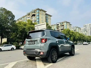 <span class=keywords><strong>Jeep</strong></span> <span class=keywords><strong>Renegade</strong></span> Usado Certificado con Personalización Interior, 2016 2017 2018, SUV de Alta Gama con Pantalla Táctil Conectada, Sin Accidentes - Product Image 6