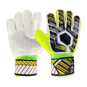 Gants <span class=keywords><strong>de</strong></span> football <span class=keywords><strong>de</strong></span> <span class=keywords><strong>gardien</strong></span> <span class=keywords><strong>de</strong></span> but avec marque privée Plus Size fabriqués à partir <span class=keywords><strong>de</strong></span> latex pour l'entraînement à bas quantité minimale <span class=keywords><strong>de</strong></span> commande - Product Image 6