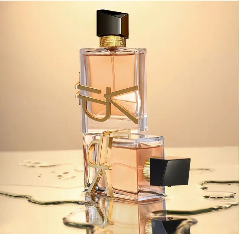 Sıcak satış yeni 50ml lüks bayan parfüm seksi bayan orijinal parfüm kadın parfüm parfüm uzun ömürlü güçlü kokular sprey
