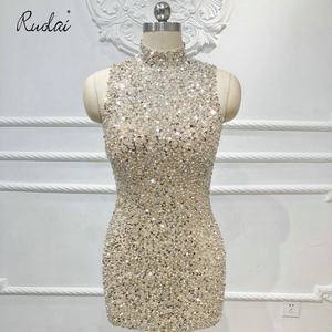 Ruolai OEV-L4319 seksi yüksek boyun kolsuz boncuk payetli kokteyl elbiseleri Mermaid kısa abiye - Product Image 1