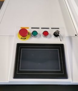 Machine de soudage laser 5-en-1 LM-2000 pour tous types de métaux, y compris l'acier et l'aluminium - Product Image 3