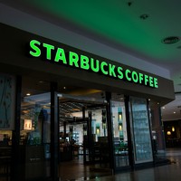Enseignes lumineuses 3D Hongsen pour café, lettres 3D LED frontlit en acrylique et acier inoxydable, enseigne extérieure commerciale