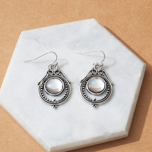 Pendientes Colgantes Bohemios Retro con Piedra Lunar, Plata Tibetana Blanca Antigua con Engaste de Bisel, para Fiesta y Moda - Product Image 4