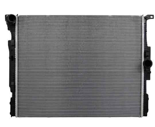 F35 F30 F20 2.0 320 engine radiator 17118482624 OEM 8482624  