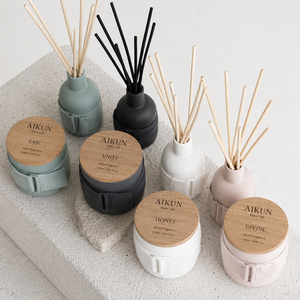 AIKUN Customizable Size Premium Aromatherapy Glass Diffuser Natural Soy Wax <b>Candle</b> <b>Gift</b> <b>Set</b> for Interior Decoration - Product Image 1