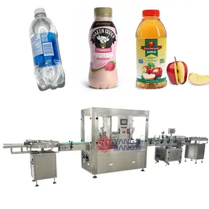 ماكينة تعبئة عصير الزجاجات البولي إيثيلين تلقائية بسعة 500 مل ماكينة تعبئة السوائل وتغطيتها للعصير والماء والعصير