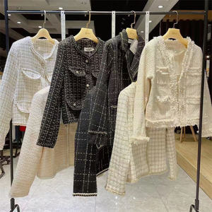 เสื้อโค้ทหอมกลิ่นเล็กๆ ราคาถูก ขายดีประจำฤดูใบไม้ร่วงและฤดูหนาวปี 2026 เสื้อผ้าผู้หญิงมือสองลดราคา ขายส่งเสื้อผ้าผู้หญิง - Product Image 3