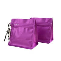 Sac de stockage alimentaire sec coloré à fond plat avec poignée en corde, fermeture éclair refermable et valve d'échappement unidirectionnelle pour café, aliments pour animaux, thé