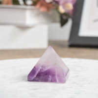 Gemischter Quarz 10mm Geschnitzte Pyramide Mini-Kristall-Schnitzereien Andere Kristall-Handwerkskunst zum Verkauf