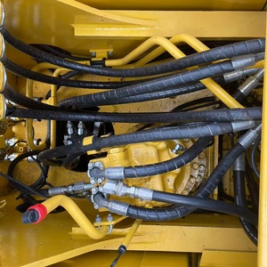 Excavadora de cadenas Komatsu PC200 de 20 toneladas, usada, modelo 2022, capacidad de la cucharón de 0.94m, 2001-4000 horas, motor y caja de cambios originales certificados - Product Image 6